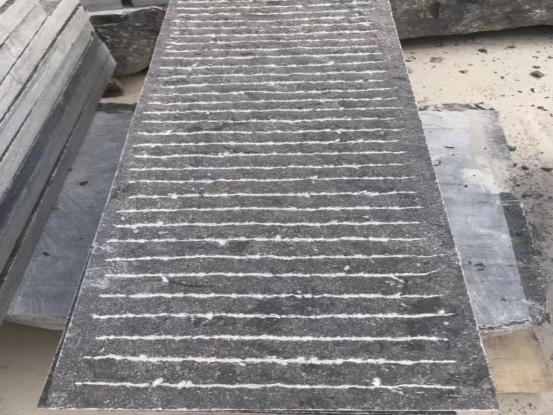 廠家供應公園景區(qū)手打面青石板 庭院防滑鋪地用鏨道面青石板材